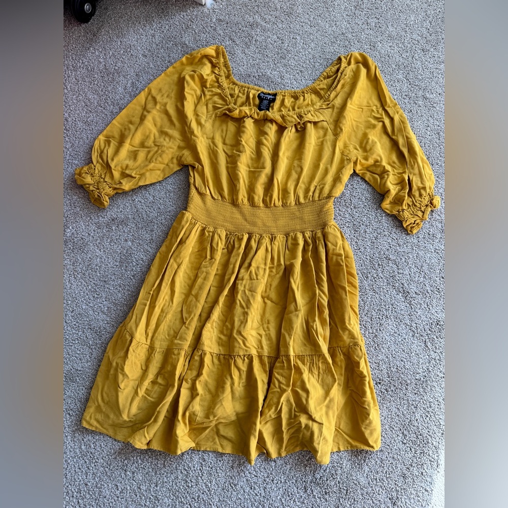 Wrangler Gold Casual Sundress with Puff Sleeves and Scoop Neck NWOT